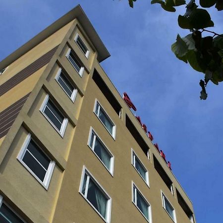 Caspari Hotel Tampin Bagian luar foto